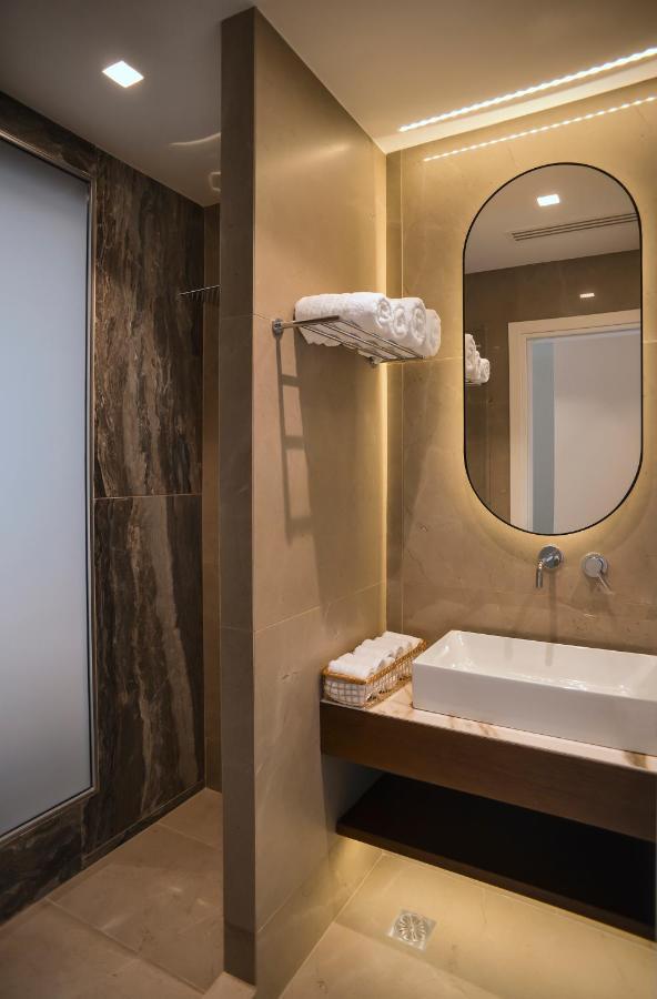 L - Suites Kavala Eksteriør billede